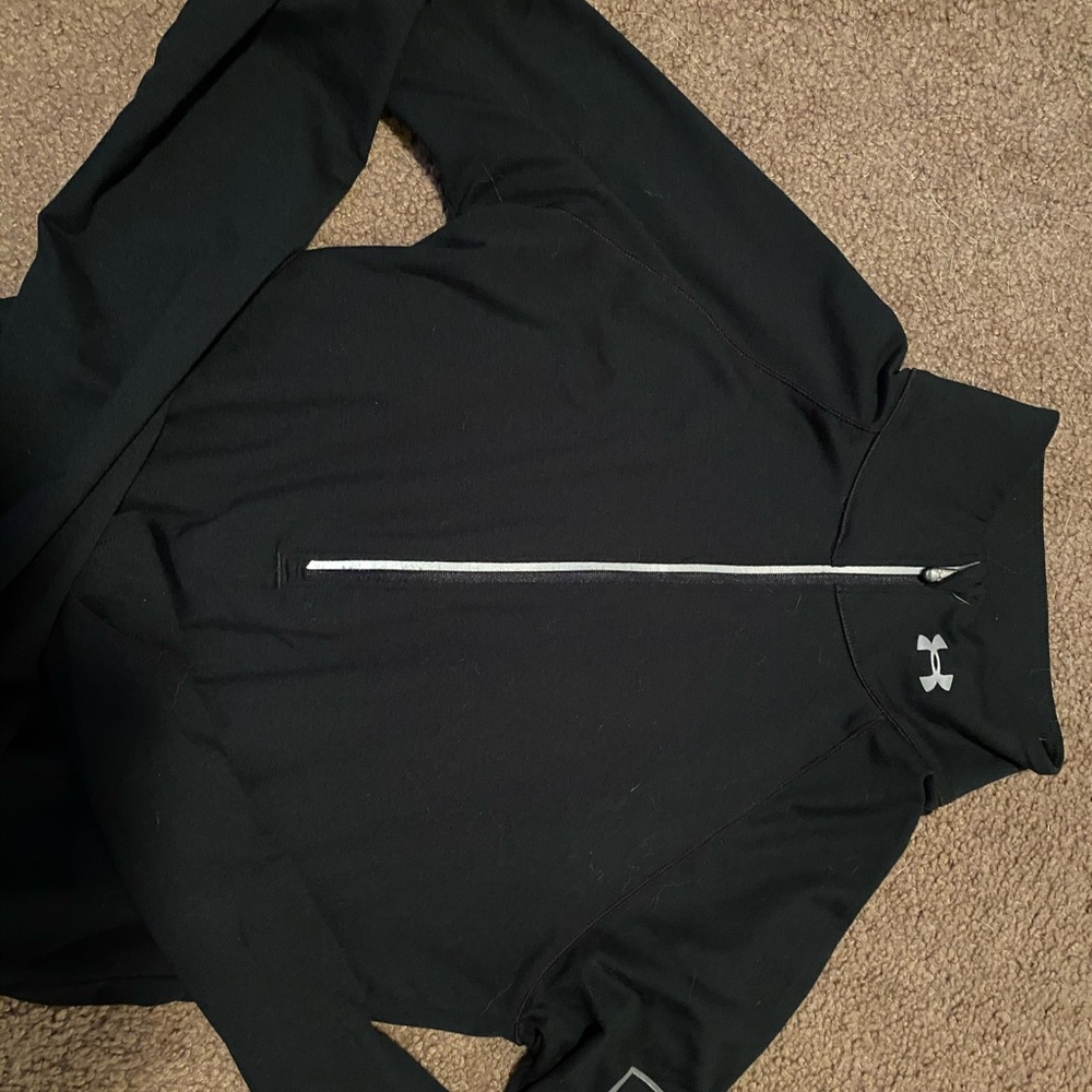 Women’s Under Armour 1/4 Zip. Activewear.